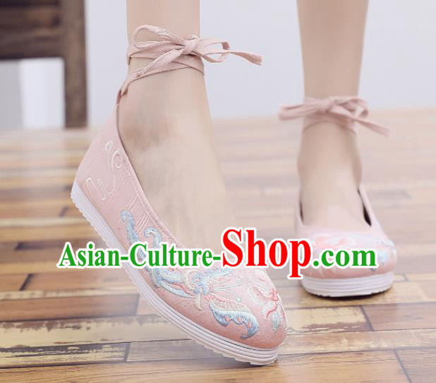 Traditional Chinese Handmade Embroidered Butterfly Pink Shoes National Cloth Shoes for Women