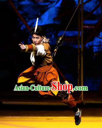 Chinese The Myth Of Snow Mountain Ethnic Dance Hero Outfits Stage Performance Costume for Men