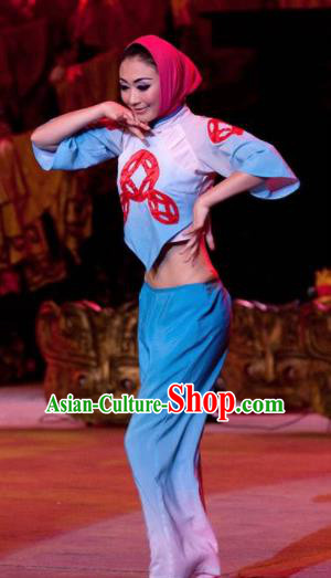 Chinese Oriental Apparel Bai Nationality Dance Dress Stage Performance Ethnic Costume and Headpiece for Women