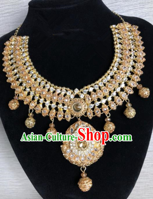 South Asia  Indian Bride Jewelry Accessories Traditional   India Hui Nationality Wedding Luxury Eyebrows Pendant for Women