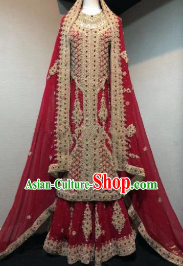 Asian  Indian Court Queen Wedding Embroidered Red Dress Traditional   India Hui Nationality Bride Costumes for Women