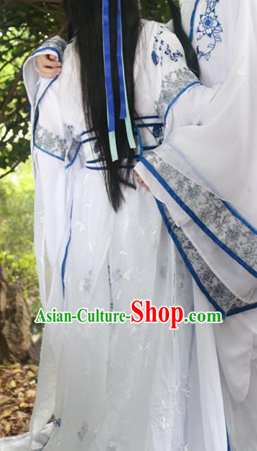 Chinese Cosplay Royal Princess Dress Ancient Female Swordsman Knight Costume for Women