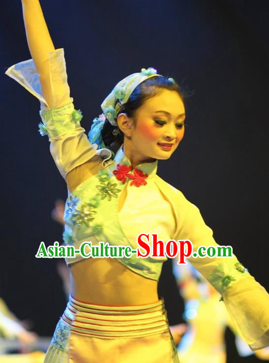 Chinese Impression of Suzhou Folk Dance Dress Stage Performance Costume and Headpiece for Women
