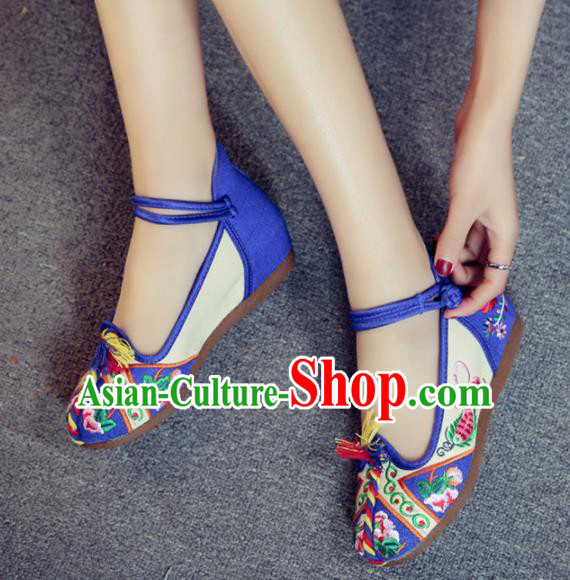 Traditional Chinese National Blue Shoes Embroidered Shoes Hanfu Shoes for Women