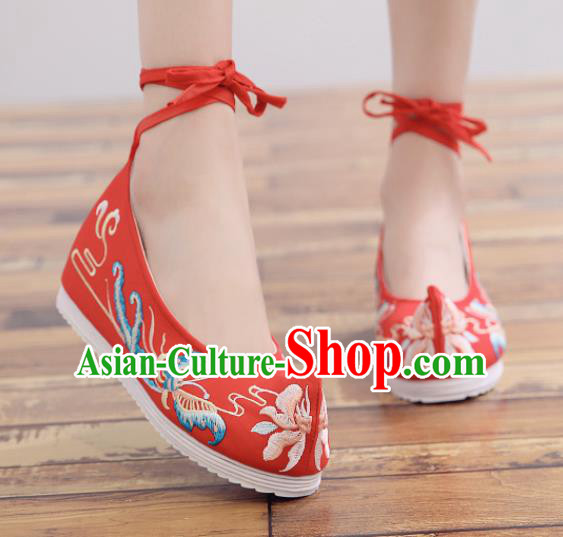 Traditional Chinese National Embroidery Butterfly Red Shoes Embroidered Shoes Hanfu Shoes for Women