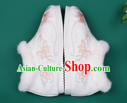 Chinese Traditional Winter Embroidered White Ankle Boots Hanfu Shoes Cloth Boots for Women