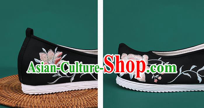 Chinese Traditional Wedding Embroidered Peony Black Shoes Hanfu Shoes Princess Shoes for Women