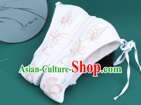 Chinese Winter Embroidered White Shoes Traditional Hanfu Shoes Princess Shoes for Women