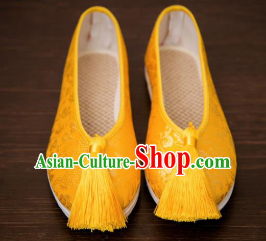Traditional Chinese Handmade Hanfu Shoes Yellow Tassel Embroidered Shoes Satin Shoes for Women