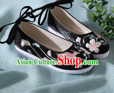 Traditional Chinese Handmade Embroidered Black Shoes Wedding Shoes Hanfu Shoes Princess Shoes for Women