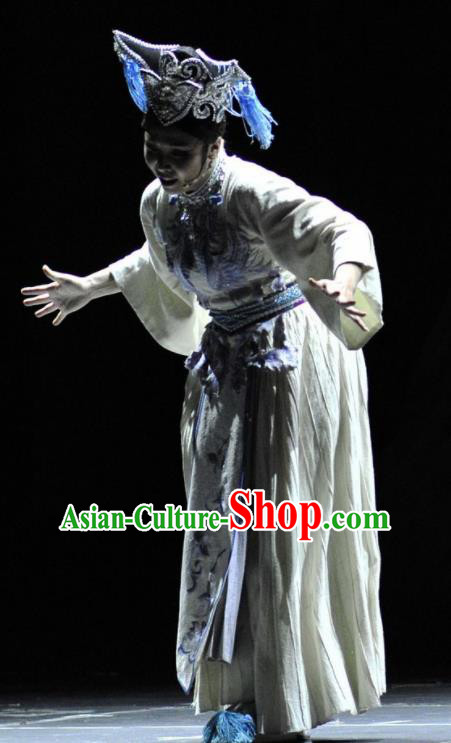 Drama Qian Yun Cliff Chinese Zhuang Nationality White Dress Stage Performance Dance Costume and Headpiece for Women