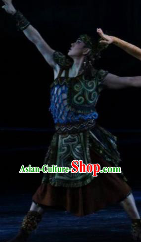 Hundred Bird Dress Chinese Zhuang Ethnic Dance Clothing Stage Performance Dance Costume and Headpiece for Men