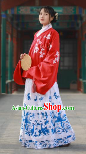 Traditional Chinese Ming Dynasty Court Lady Historical Costume Ancient Princess Hanfu Dress for Women