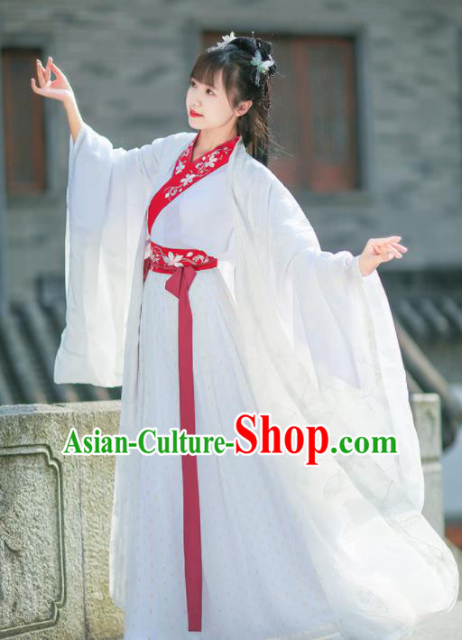 Chinese Jin Dynasty Imperial Concubine Embroidered White Hanfu Dress Traditional Ancient Court Historical Costume for Women