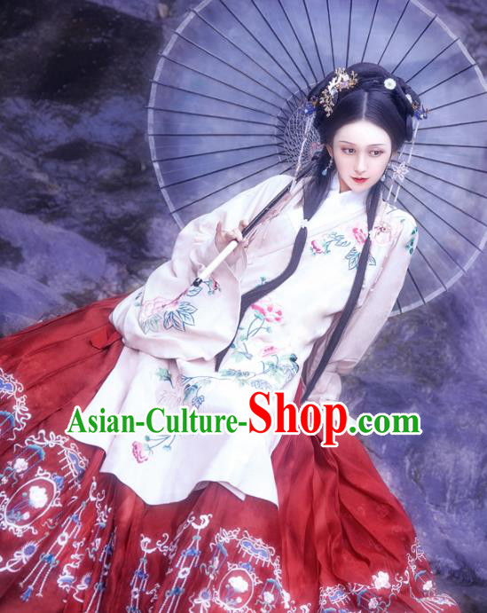 Traditional Chinese Ming Dynasty Court Historical Costume Ancient Palace Princess Embroidered Hanfu Dress for Women