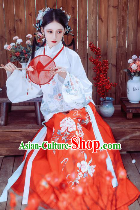 Traditional Chinese Ming Dynasty Court Princess Historical Costume Ancient Palace Embroidered Hanfu Dress for Women