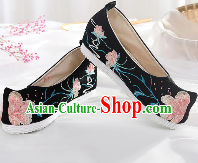 Chinese Traditional Hanfu Shoes Embroidered Peach Blossom Black Shoes Handmade Ancient Princess Shoes for Women