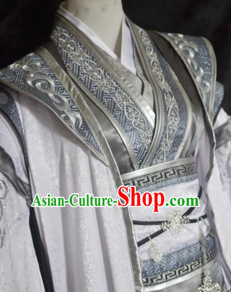 Traditional Chinese Cosplay Crown Prince White Clothing Ancient Swordsman Costume for Men