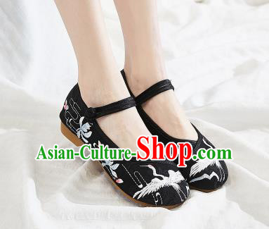 Asian Chinese Traditional Embroidered Crane Black Shoes Hanfu Shoes National Cloth Shoes for Women