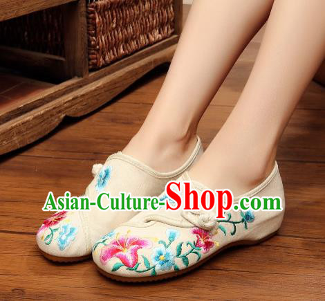Asian Chinese National Embroidered Petunia White Shoes Dance Cloth Shoes Traditional Hanfu Shoes for Women