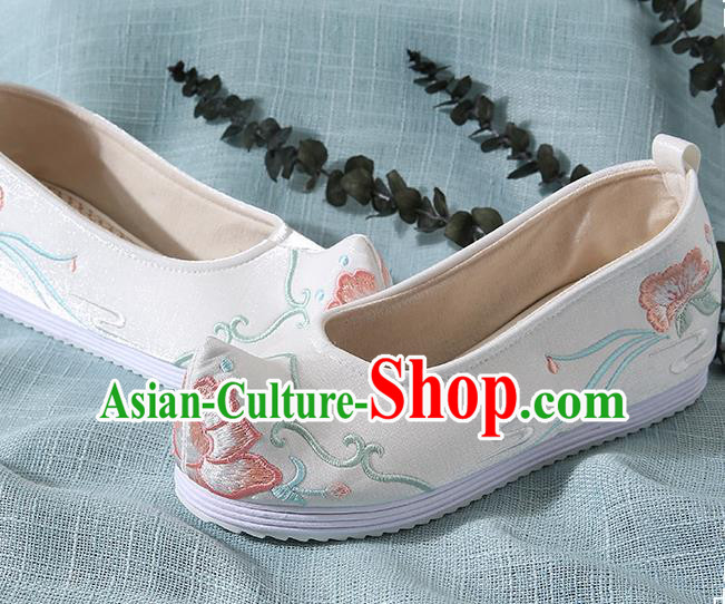 Chinese Handmade White Embroidered Bow Shoes Traditional Ming Dynasty Hanfu Shoes Princess Shoes for Women