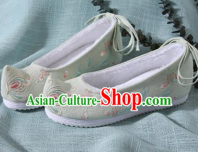 Chinese Handmade Embroidered Butterfly Light Blue Shoes Traditional Ming Dynasty Hanfu Shoes Princess Shoes for Women