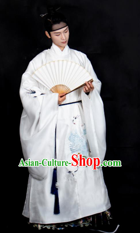 Chinese Ancient Scholar White Costumes Traditional Ming Dynasty Nobility Childe Clothing for Men