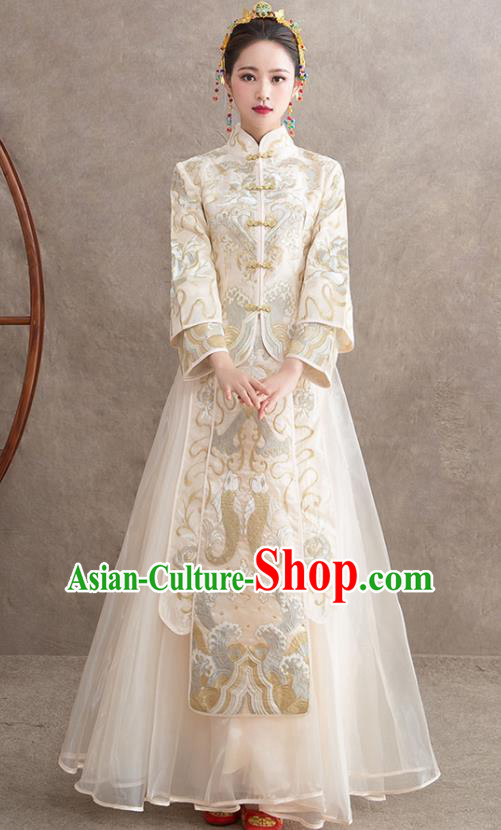 Chinese Ancient Bride Embroidered Carps White Dress Traditional Xiu He Suit Wedding Costumes for Women