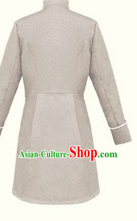 European Medieval Traditional Patrician Costume Europe Prince White Coat for Men