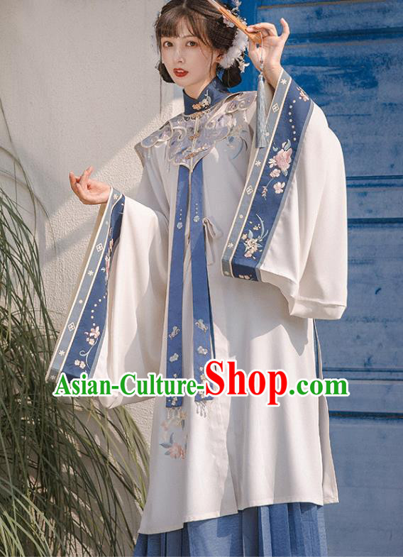 Ancient Chinese Royal Princess Embroidered Gown with Collar and Skirt Traditional Ming Dynasty Costumes Hanfu Apparels