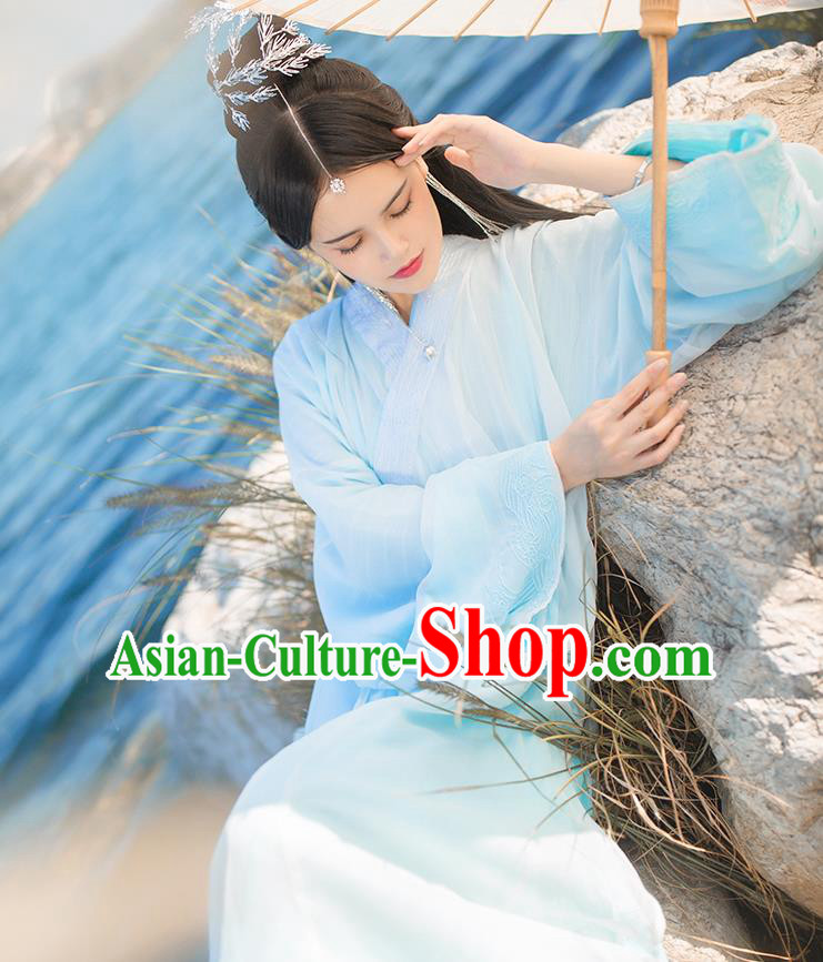 Chinese Ming Dynasty Female Swordsman Dress Traditional Hanfu Apparels Ancient Taoist Nun Historical Costumes