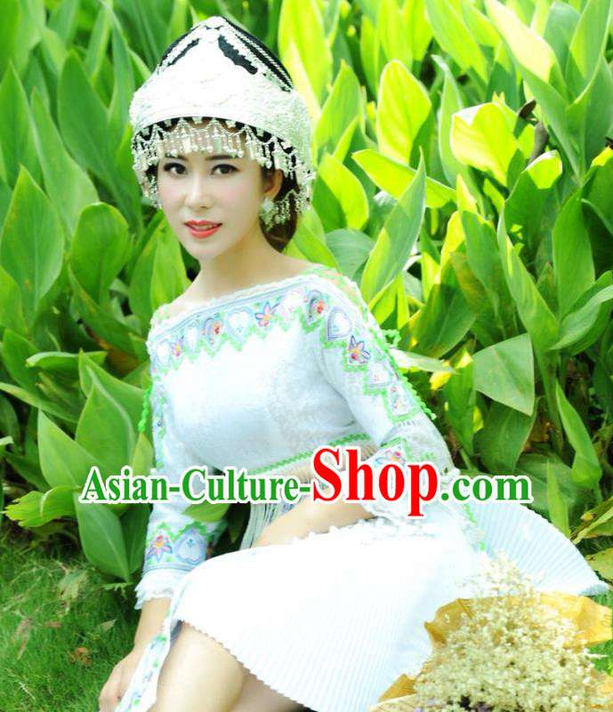 China Guangxi Yao Nationality Apparels Minority Folk Dance Clothing Ethnic Women White Short Dress and Hat