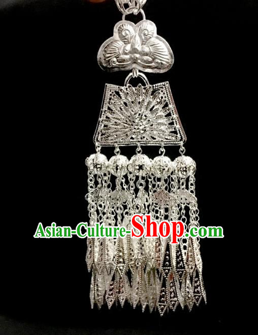 China Traditional Dong Minority Nationality Folk Dance Necklace Ethnic Accessories Butterfly Necklet