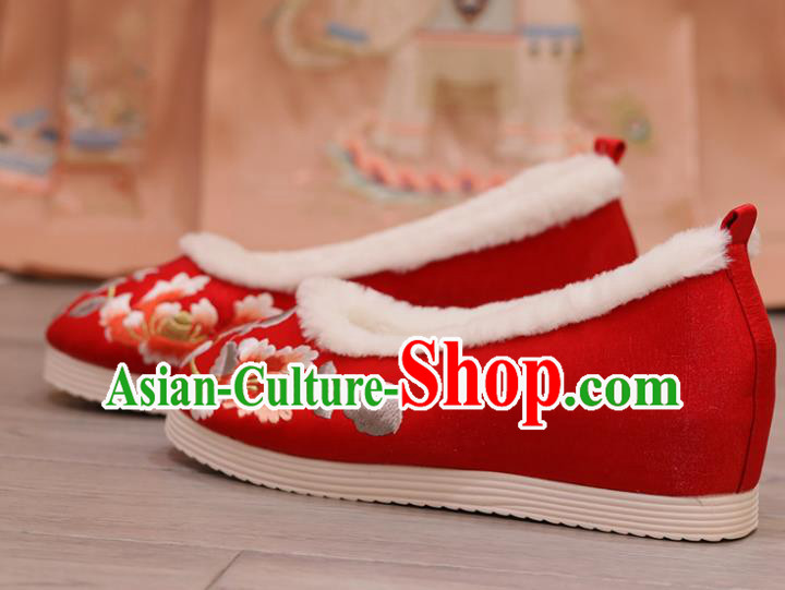 China Opera Shoes Winter Shoes Princess Shoes Embroidered Hibiscus Red Shoes Handmade Cloth Shoes