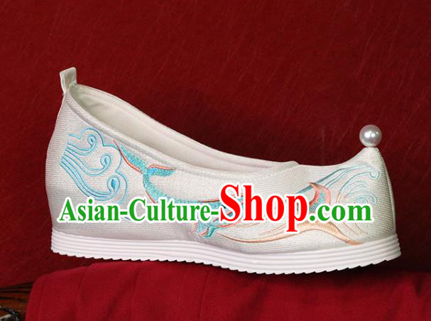 China Hanfu Shoes Embroidered Whale Shoes Princess Shoes Handmade Bow Shoes White Cloth Shoes