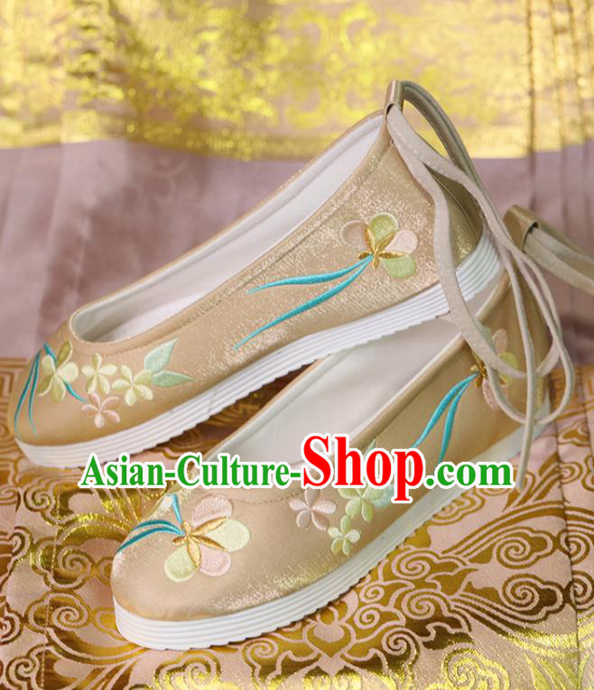 China Handmade Hanfu Shoes Princess Shoes Embroidered Shoes Women Shoes Beijing Golden Satin Shoes