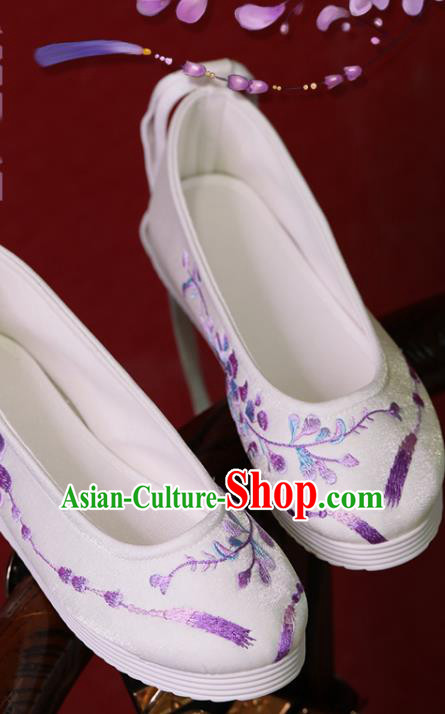China Embroidered Shoes Women Shoes Princess Shoes Handmade Hanfu Shoes White Satin Shoes