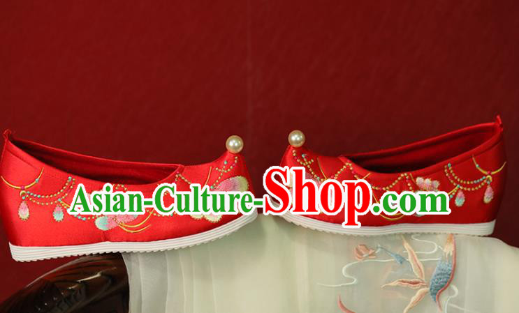 China Wedding Embroidered Shoes Handmade Red Cloth Shoes Tang Dynasty Princess Shoes Hanfu Shoes Bride Shoes