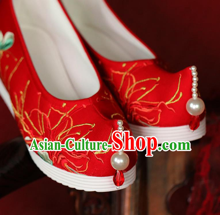 China Ming Dynasty Princess Shoes Hanfu Shoes Embroidered Red Spider Lily Shoes Handmade Red Cloth Shoes