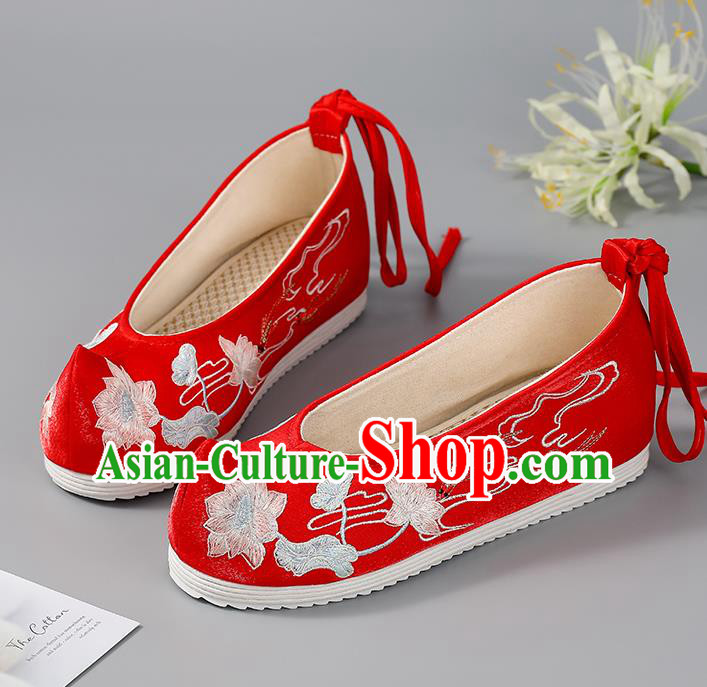China Bride Shoes Traditional Embroidered Lotus Fishes Shoes Hanfu Shoes Handmade Red Cloth Shoes Wedding Shoes