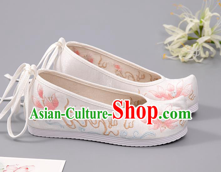 China Handmade White Cloth Shoes Ancient Princess Shoes Hanfu Bride Shoes Embroidered Lotus Shoes