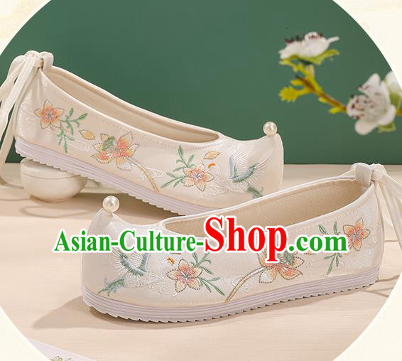 China Bow Shoes Handmade Princess Shoes Traditional Hanfu Cloth Shoes Embroidered Flower Bird Shoes