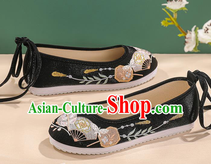 China Traditional Cloth Shoes Hanfu Shoes Handmade Princess Shoes Black Embroidered Shoes