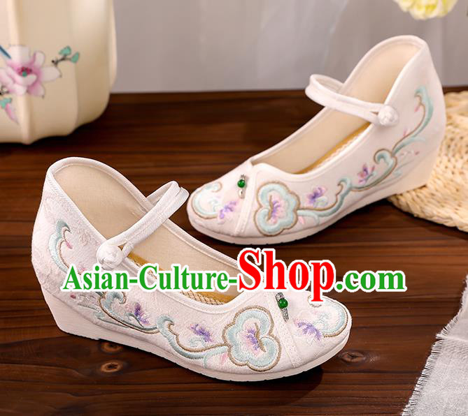 Handmade China National Shoes Hanfu Shoes Traditional Cloth Shoes Embroidered White Shoes