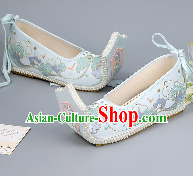 China Ming Dynasty Court Shoes Embroidered Cloud Shoes Traditional Hanfu Shoes Light Blue Shoes
