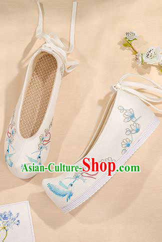China Handmade Embroidered White Bow Shoes Hanfu Princess Shoes Cloth Shoes