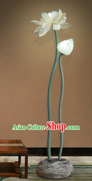 China Handmade Outdoor Stone Lantern Traditional Home Decorations Iron Art Lotus Floor Lamp