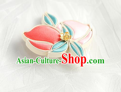 China Handmade Silk Peach Brooch Breastpin Traditional Cheongsam Accessories