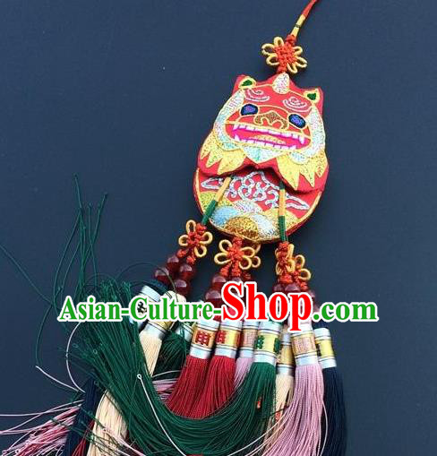 Traditional China Embroidered Car Pendant Embroidery Cat Craft