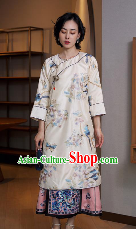 China National Women Clothing Traditional Embroidered Cheongsam Classical White Silk Qipao Dress